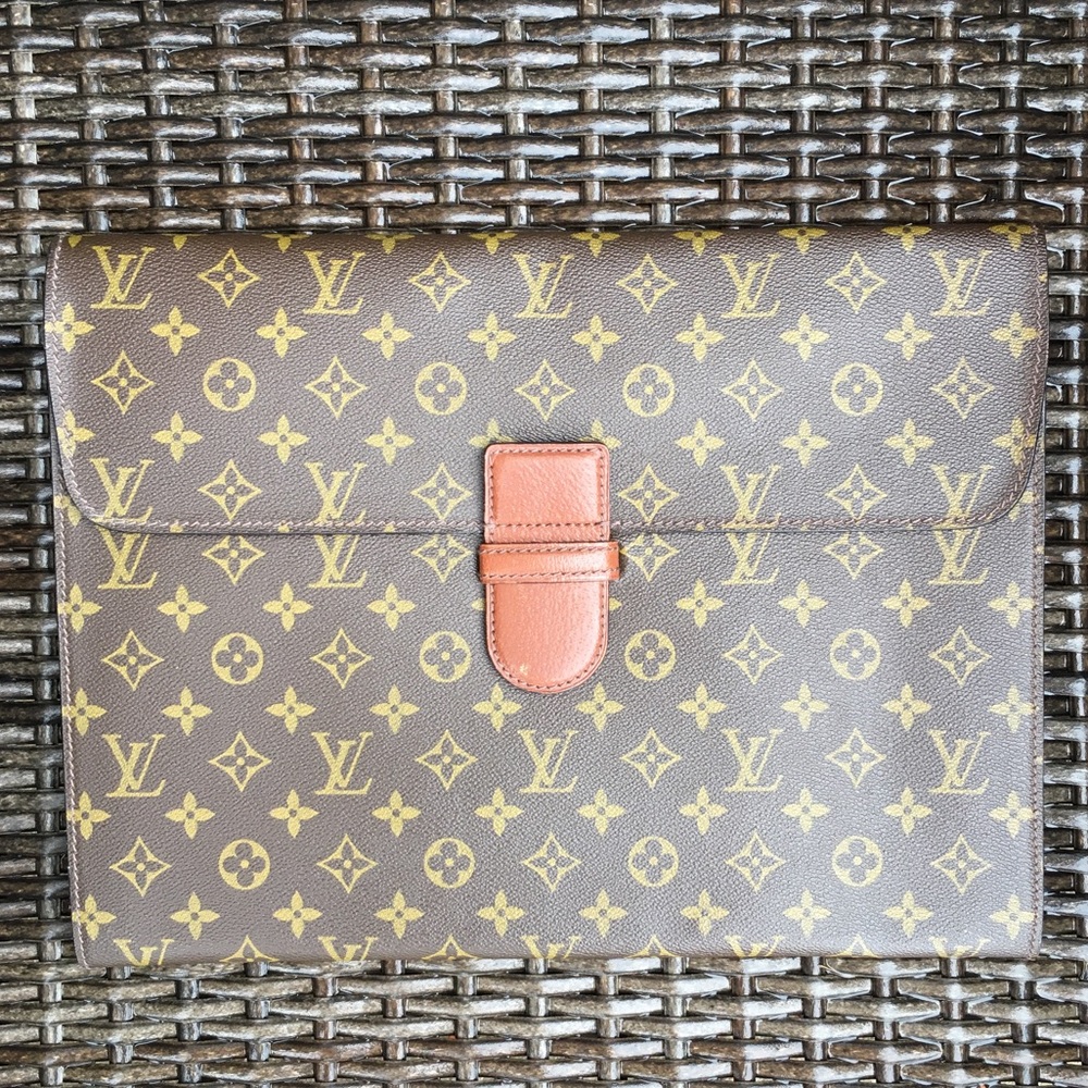 Louis Vuitton vintage portfolio